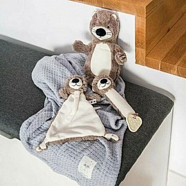 Плюшена играчка Babyono Писукаща с гризалка Маги 738
