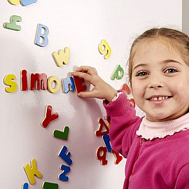 Дървени букви Melissa and Doug магнити в кутия 10448
